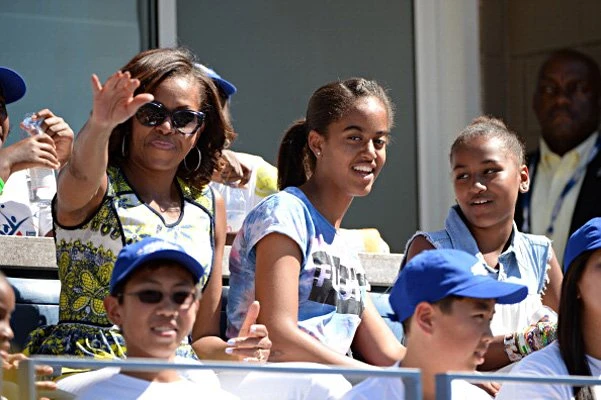 Мишель Обама с дочерьми на теннисном турнире Arthur Ashe Kids'Day