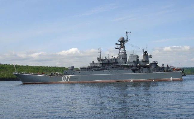 Ракетный крейсер «Москва» направляется в сторону Сирии