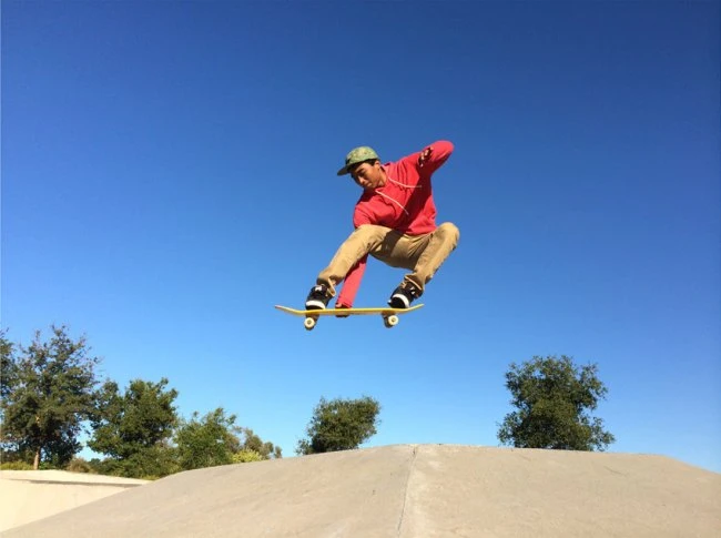 Опубликованы примеры фотографий, снятых на iPhone 5S