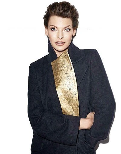 Линда Эвангелиста в новом выпуске Harper's Bazaar US