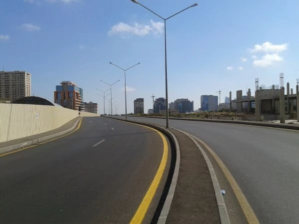 В центре Баку сдана в эксплуатацию новая дорога