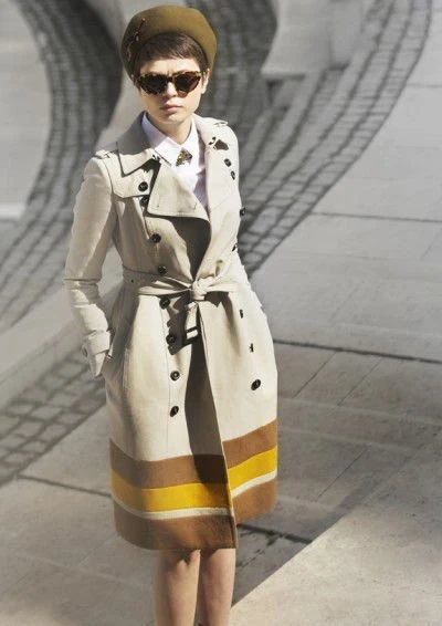 Ульвия Рахманова принимает участие в проекте Burberry «Art of The Trench»