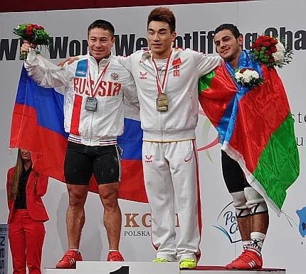 Азербайджанский спортсмен побил мировой рекорд, но стал только третьим