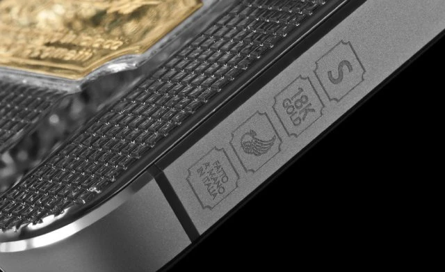 Ювелирный бренд Caviar презентовал элитную модель iPhone 5S