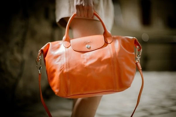 Алекса Чанг снялась в новой рекламной кампании Longchamp
