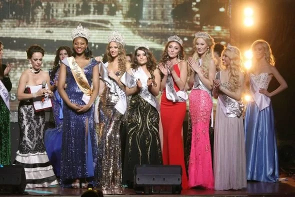 Модель Оксана Рзаева заняла второе место на конкурсе «Miss Top of the World-2013»