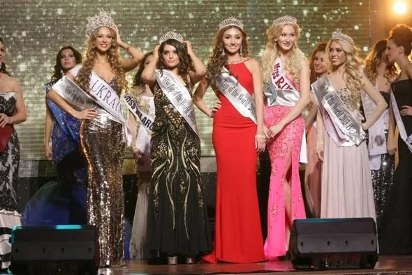Модель Оксана Рзаева заняла второе место на конкурсе «Miss Top of the World-2013»