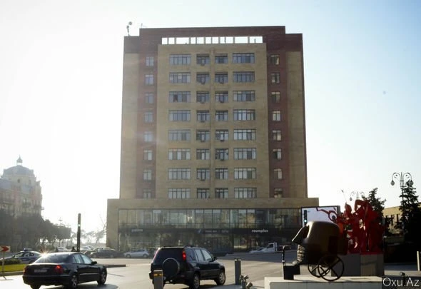 В Баку собираются снести жилую новостройку