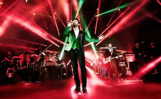 Фотографии Таркана с концерта в Губе