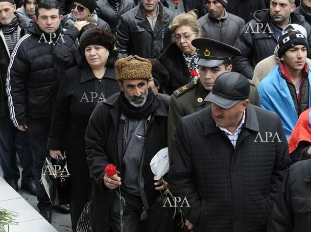 Азербайджанский народ отмечает день общенационального траура