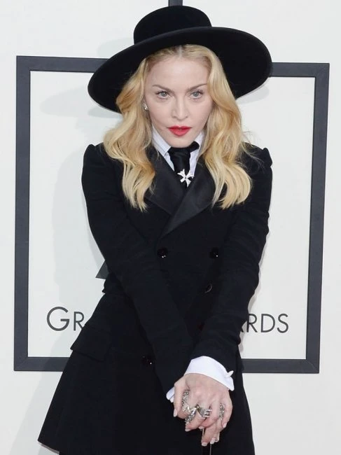 Старушка Мадонна на Grammy Awards 2014