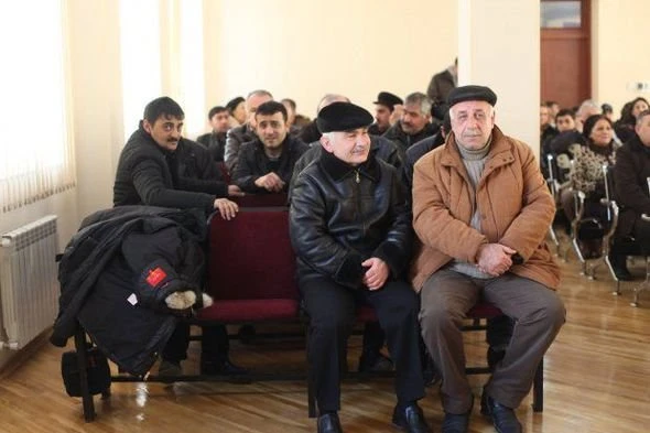 Жители «Советской» встретились с чиновниками