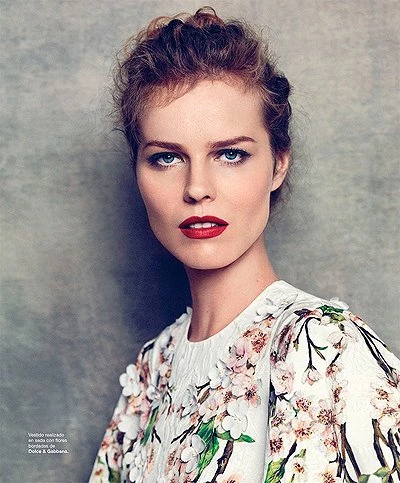 Ева Герцигова на обложке испанского Harper's Bazaar