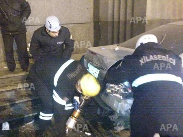 В Баку произошло тяжелое ДТП, есть жертва