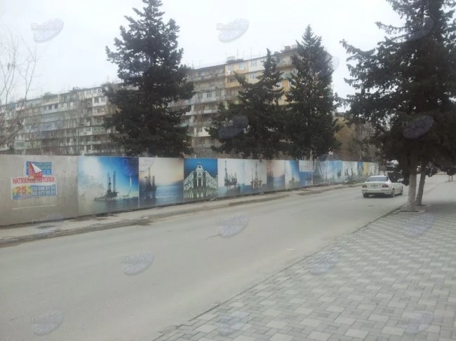 В Баку строится новая автостоянка