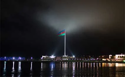 Bayramda Bakının əsrarəngiz gecələri
