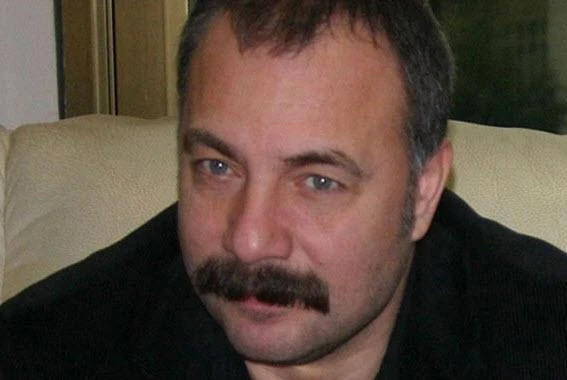 Məşhurlardan Twitter qadağasına cavab