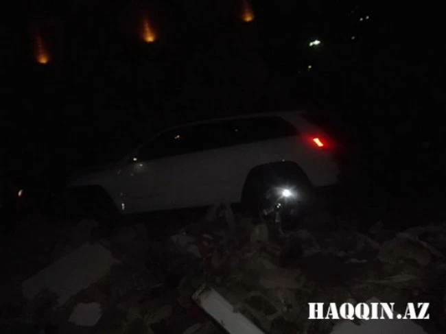 В Баку произошло тяжелое ДТП