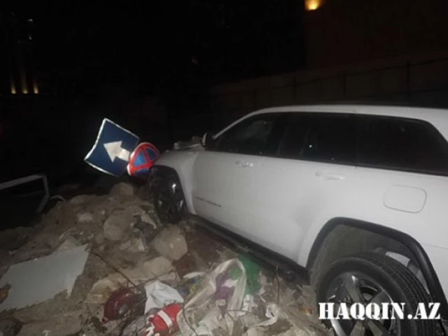 В Баку произошло тяжелое ДТП
