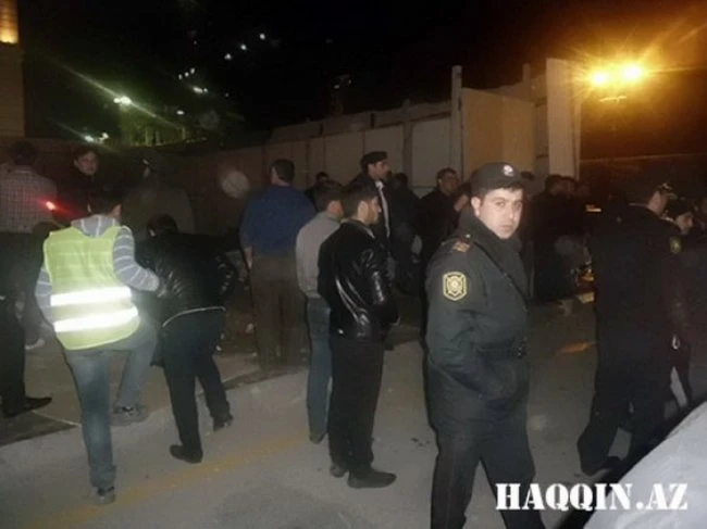 В Баку произошло тяжелое ДТП