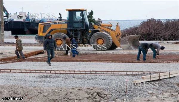 Bakı bulvarından inanılmaz sürpriz