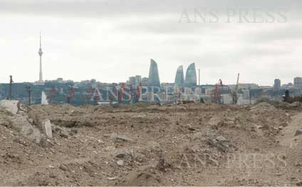 Bakı bulvarından inanılmaz sürpriz
