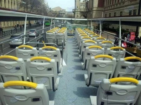 В Баку появились двухэтажные автобусы