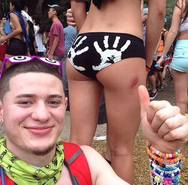 Девушки на Ultra Music Festival 2014
