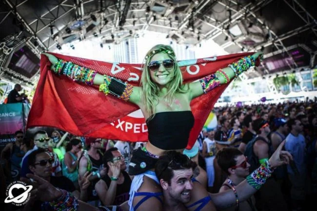 Девушки на Ultra Music Festival 2014