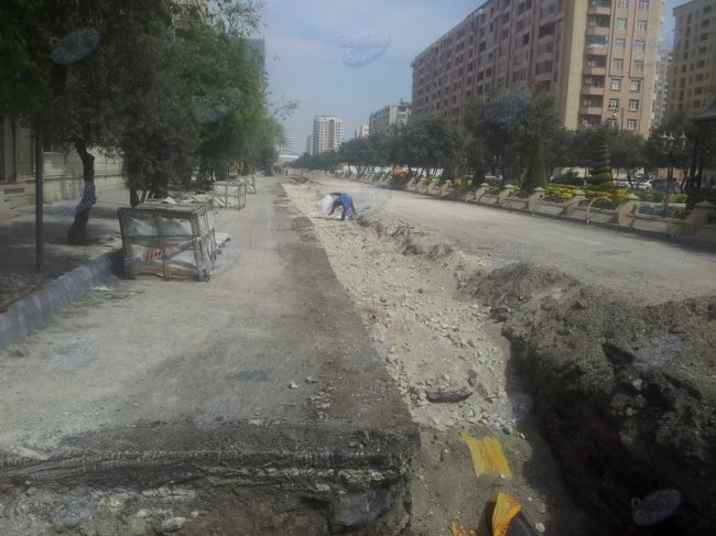 В Баку закрыта часть проспекта Ходжалы