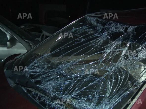 В Баку пьяный водитель совершил аварию