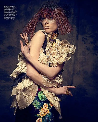 Коко Роша на страницах испанского Harper's Bazaar