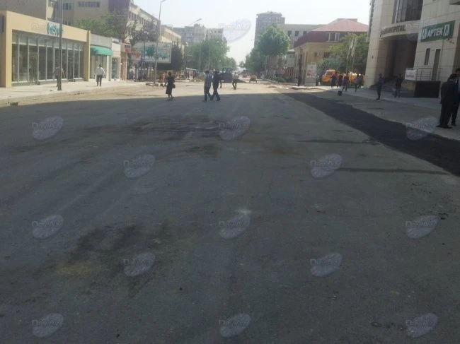 В Баку перерыта одна из улиц