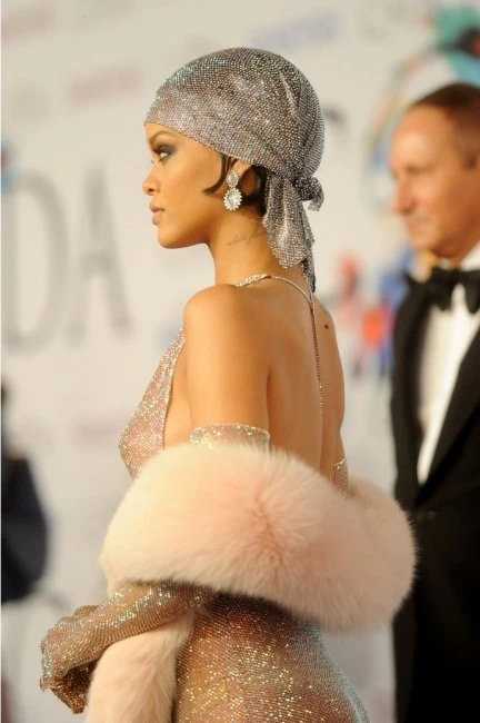 Рианна на церемонии CFDA Fashion Awards 2014