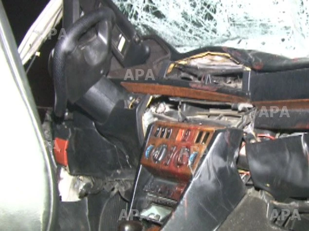 В Баку в страшной аварии погибли 3 человека