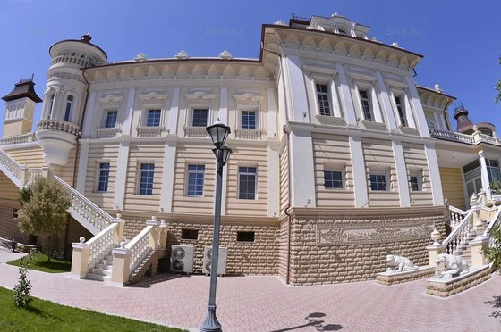 В Баку продается вилла за 16 млн. манатов