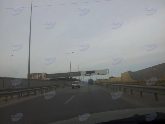 На Бакинской кольцевой автодороге вышло из строя электронное табло