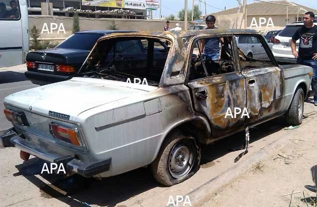 В Баку перед заправкой сгорел автомобиль