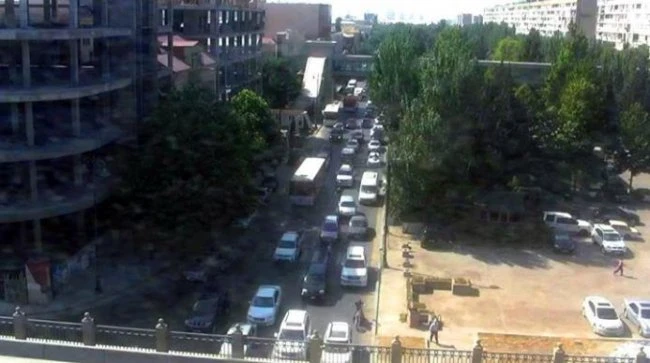 В Баку возникла огромная пробка