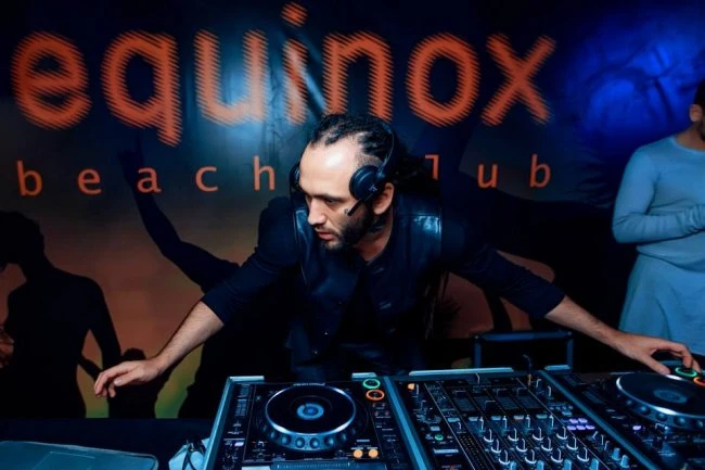 Фоторепортаж с открытия летнего сезона в EQUINOX BEACH CLUB - Jumeirah