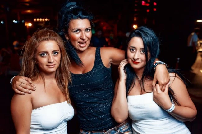Фоторепортаж с открытия летнего сезона в EQUINOX BEACH CLUB - Jumeirah