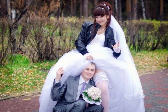 Самые абсурдные свадебные фотографии
