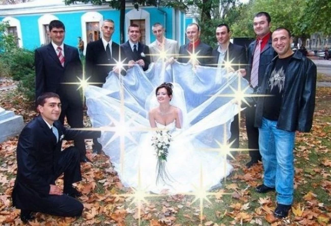 Самые абсурдные свадебные фотографии