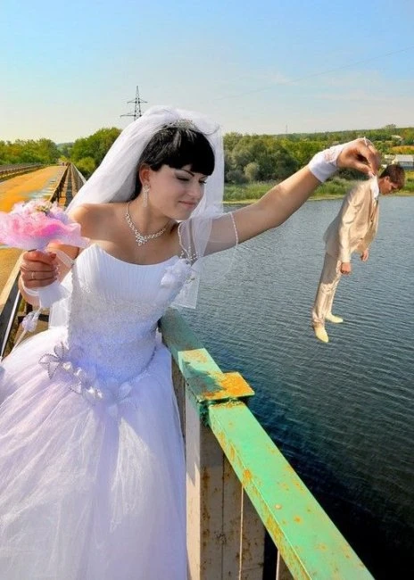 Самые абсурдные свадебные фотографии