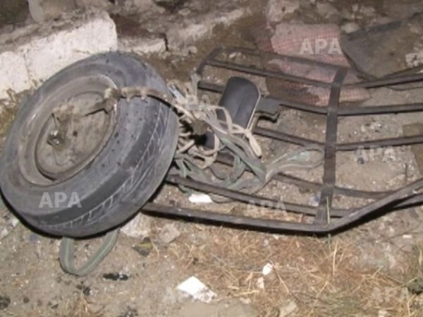 В Баку «Жигули» врезались в «Волгу»
