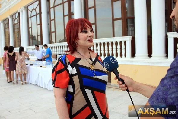 Появились новые фото Амалии Панаховой