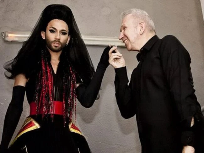 Кончита Вурст стала звездой показа Jean Paul Gaultier