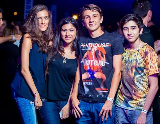 На берегу Каспия прошла вечеринка MTV Black Party с участием рэпера L`one