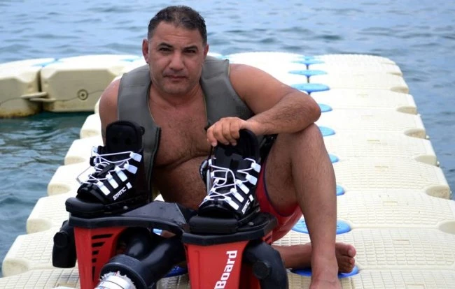 Адалят Шукюров полетал на Flyboard-е