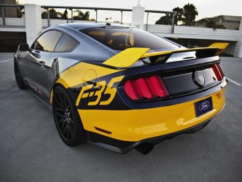 Ford построил «авиационный» Mustang